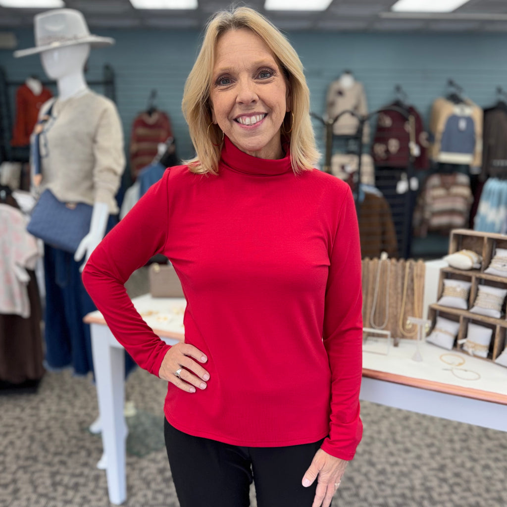 Lulu B Turtleneck Shell Top