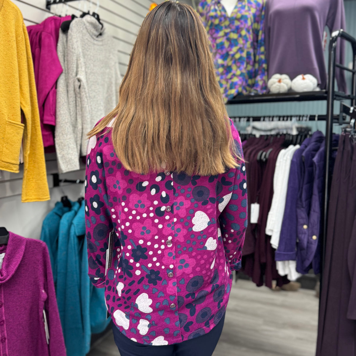 3/4 Dolman Sleeve Scoop Neck Top