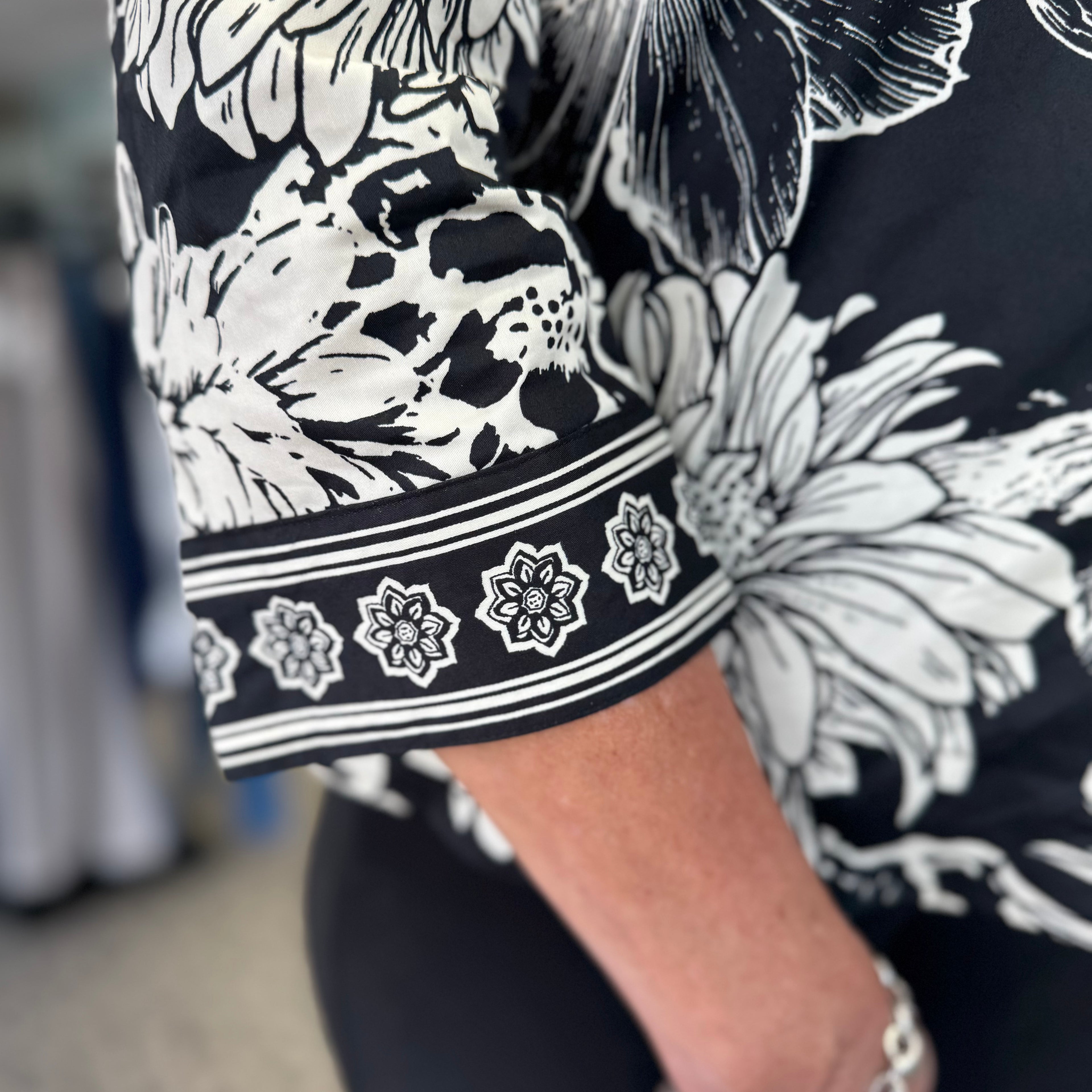 3/4 Band Sleeve Button Front Woven Shirt