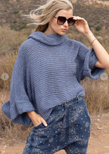 Load image into Gallery viewer, Oversized sweater
