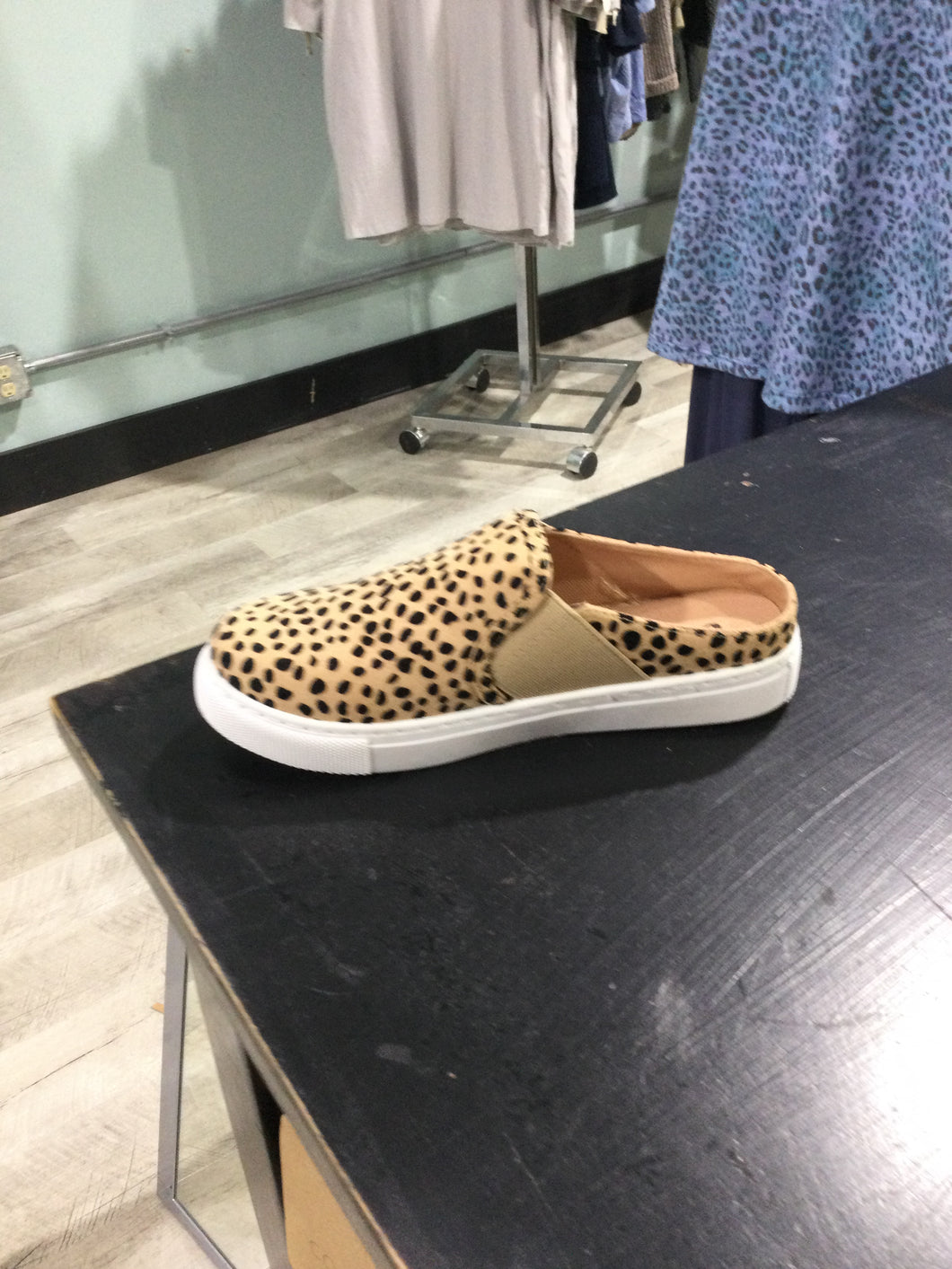 Out woods slip on cheetah print